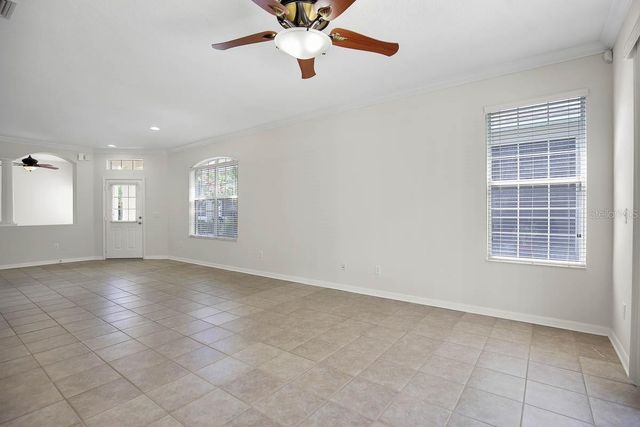 15715 PHOEBEPARK AVENUE, Lithia, FL 33547