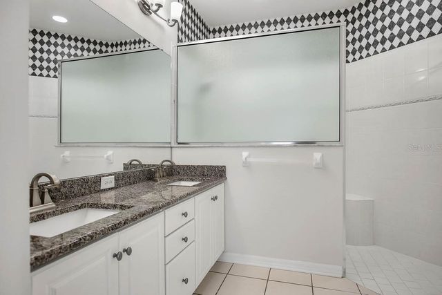 15715 PHOEBEPARK AVENUE, Lithia, FL 33547