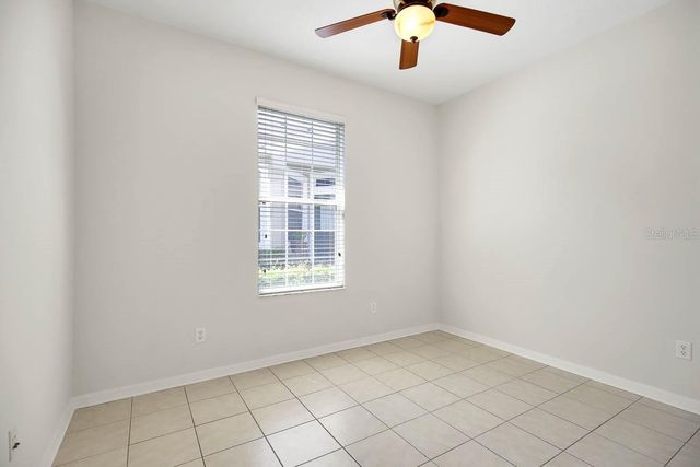 15715 PHOEBEPARK AVENUE, Lithia, FL 33547