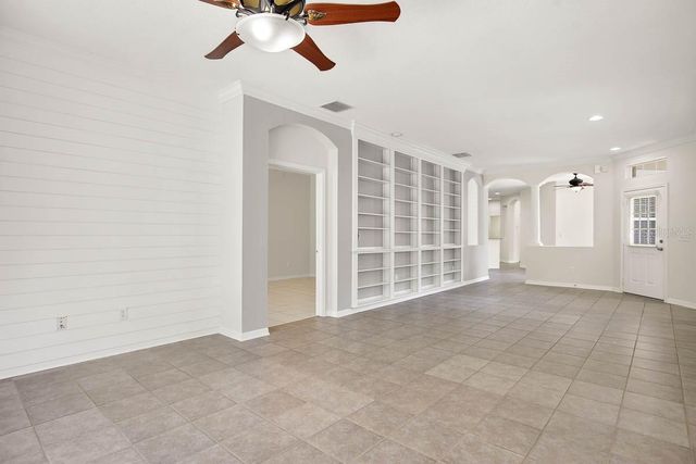 15715 PHOEBEPARK AVENUE, Lithia, FL 33547