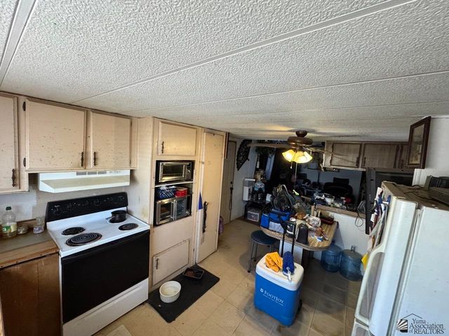 1117 E 23 St, Yuma, AZ 85365