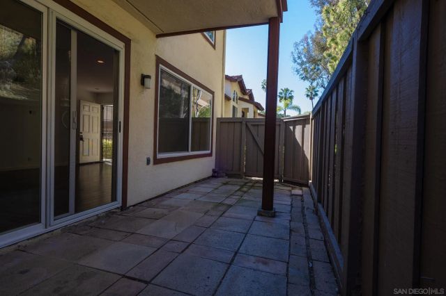 4060 Rosenda Court 230, San Diego, CA 92122