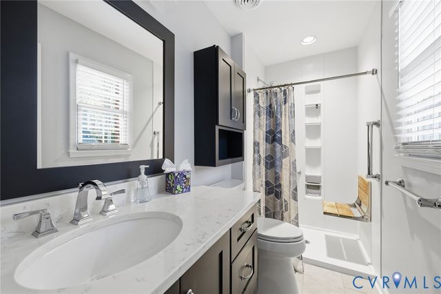 13201 Glenmeadow Ct, Midlothian, VA 23114