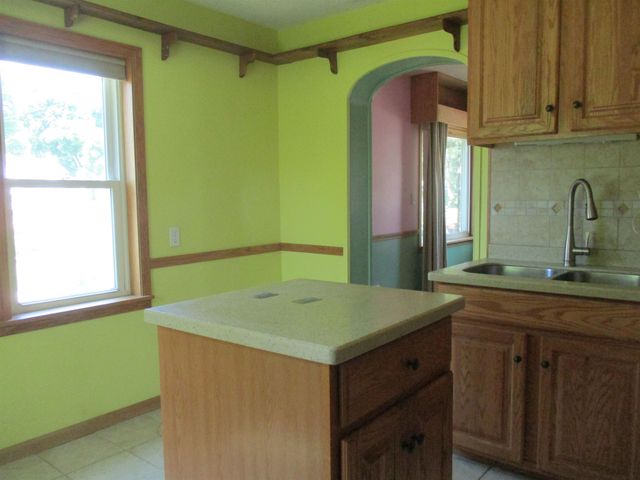 612 Liberty Street, Alma, MI 48801