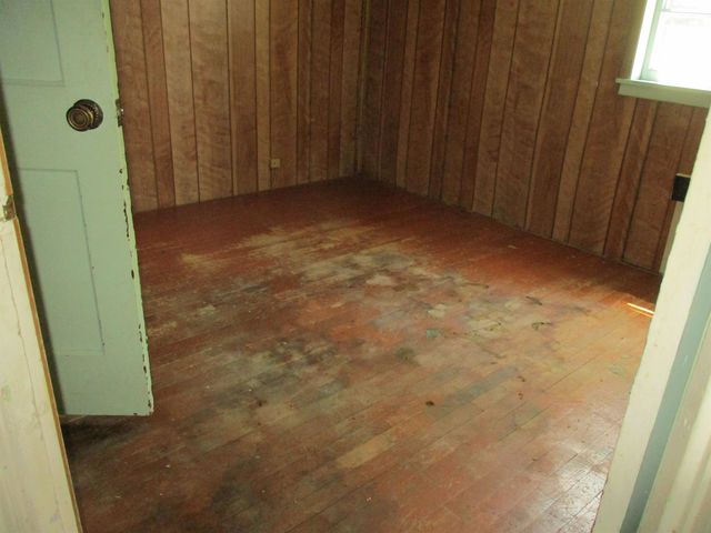 612 Liberty Street, Alma, MI 48801