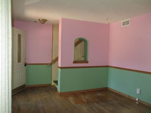 612 Liberty Street, Alma, MI 48801