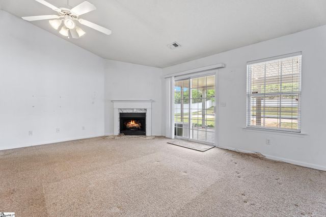 315 Shadowfield Acres Drive, Duncan, SC 29334