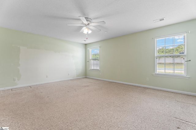 315 Shadowfield Acres Drive, Duncan, SC 29334