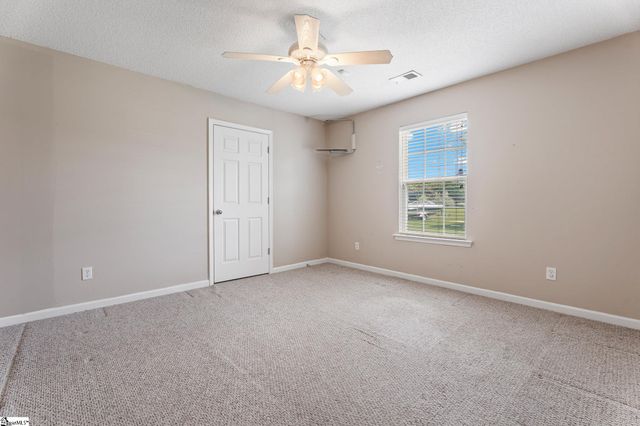 315 Shadowfield Acres Drive, Duncan, SC 29334