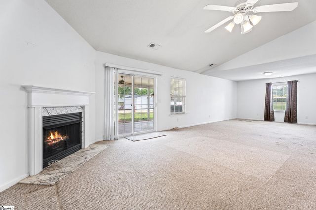 315 Shadowfield Acres Drive, Duncan, SC 29334