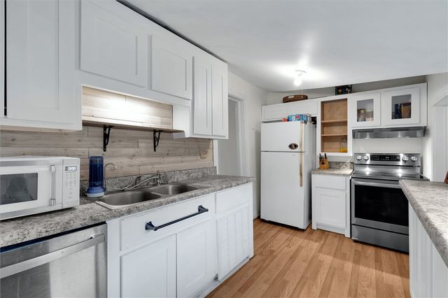 412 Simms School Road, Central, SC 29630