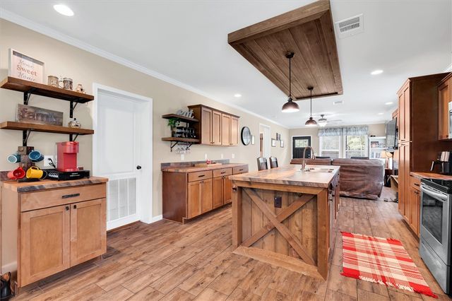 412 Simms School Road, Central, SC 29630