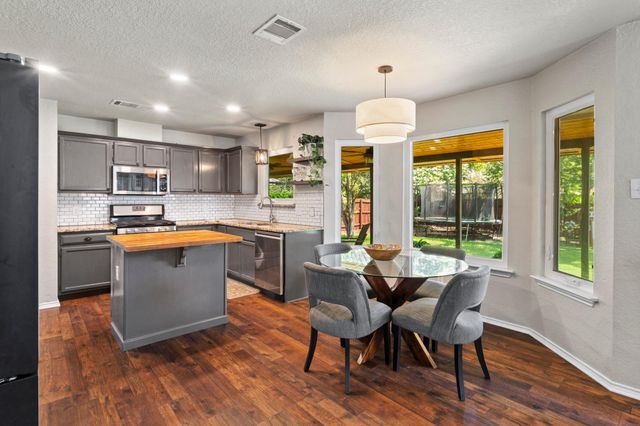 4008 Licorice LN, Austin, TX 78728