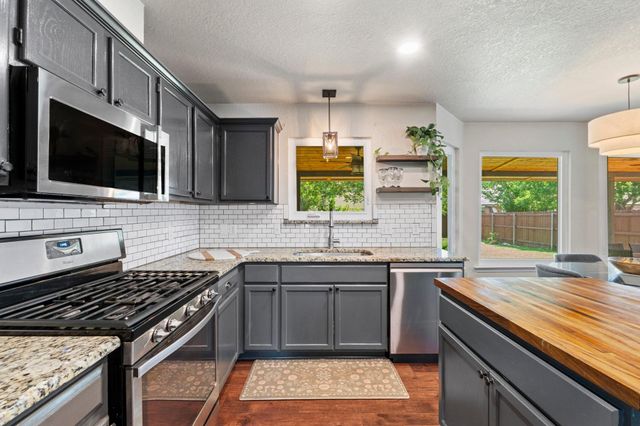 4008 Licorice LN, Austin, TX 78728