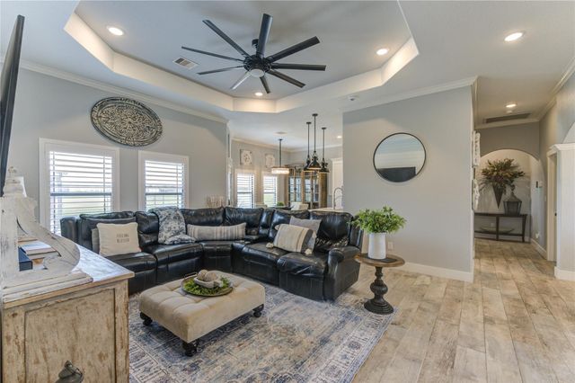 931 Angus Trail, Angleton, TX 77515