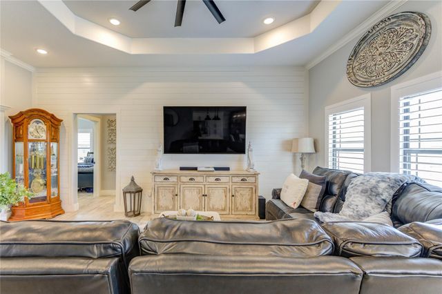 931 Angus Trail, Angleton, TX 77515