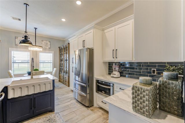 931 Angus Trail, Angleton, TX 77515