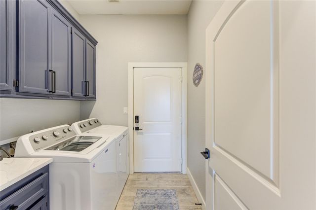 931 Angus Trail, Angleton, TX 77515