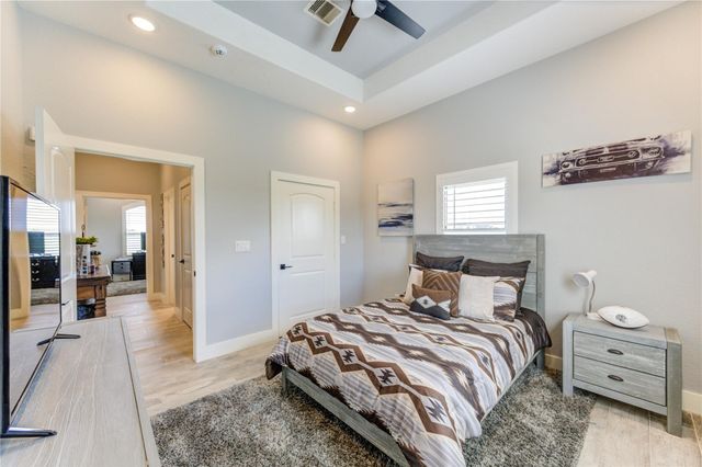 931 Angus Trail, Angleton, TX 77515