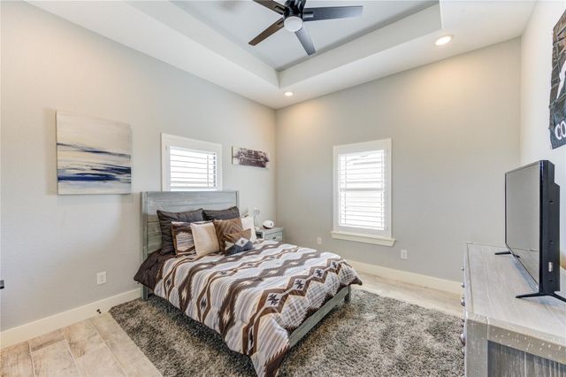 931 Angus Trail, Angleton, TX 77515