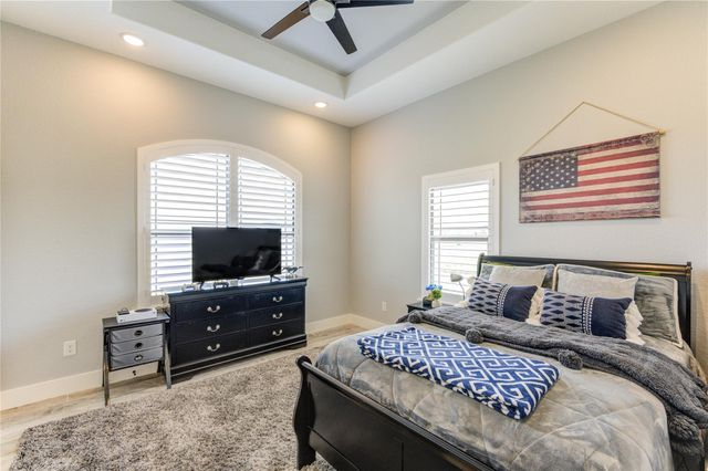 931 Angus Trail, Angleton, TX 77515