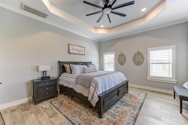 931 Angus Trail, Angleton, TX 77515