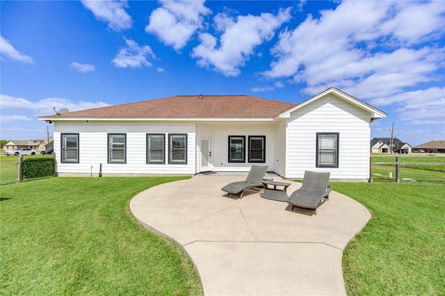 931 Angus Trail, Angleton, TX 77515