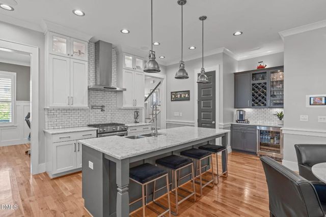 113 Splendid Oak Court, Holly Springs, NC 27540