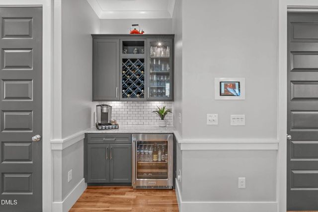 113 Splendid Oak Court, Holly Springs, NC 27540