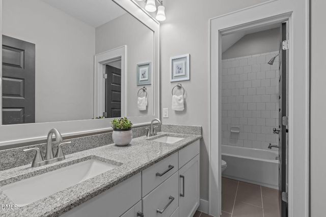 113 Splendid Oak Court, Holly Springs, NC 27540