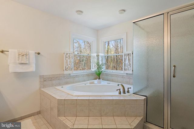 1209 FAIRFIELD ESTATES LN, Crownsville, MD 21032