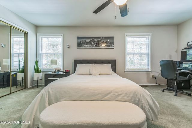 4 Vassar Place, Morganville, NJ 07751