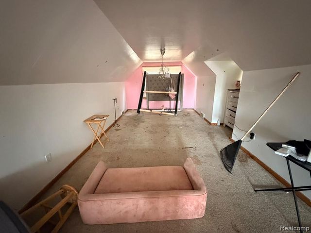 9255 Artesian Street, Detroit, MI 48228
