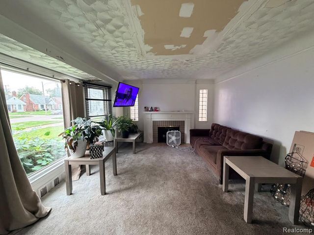 9255 Artesian Street, Detroit, MI 48228