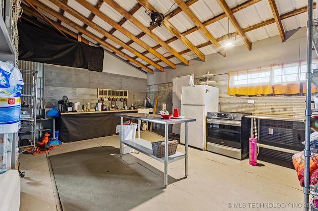 000 State Road 70 E, Durant, OK 74701