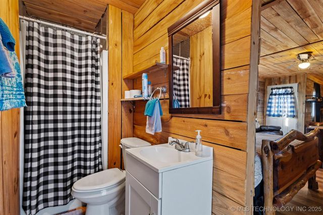 000 State Road 70 E, Durant, OK 74701