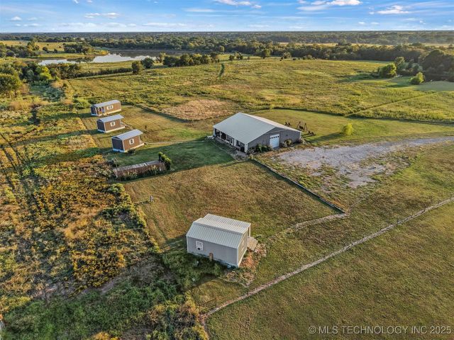 000 State Road 70 E, Durant, OK 74701