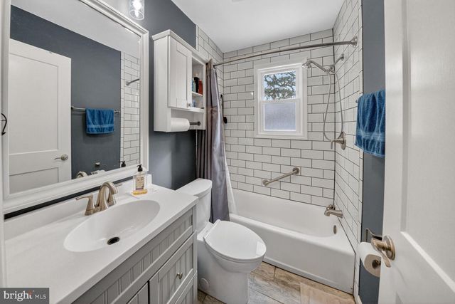 5021 NANTUCKET RD, College Park, MD 20740