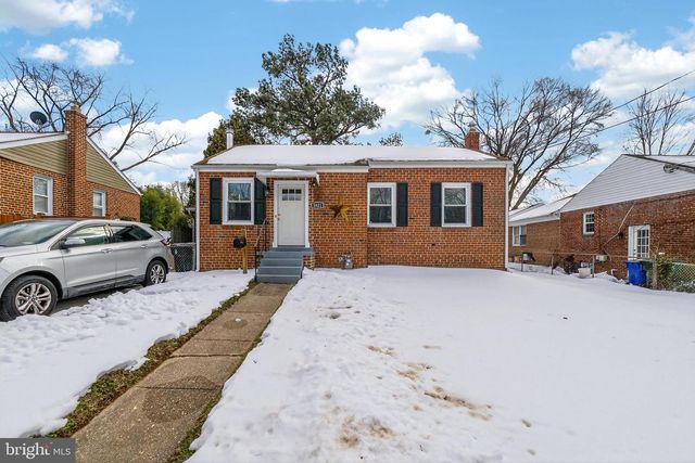 5021 NANTUCKET RD, College Park, MD 20740