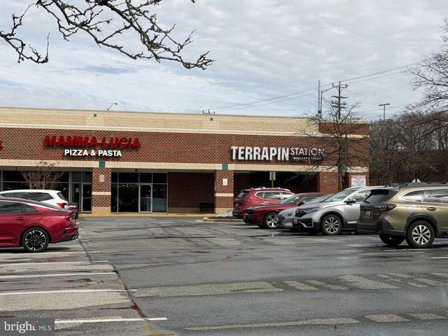 5021 NANTUCKET RD, College Park, MD 20740