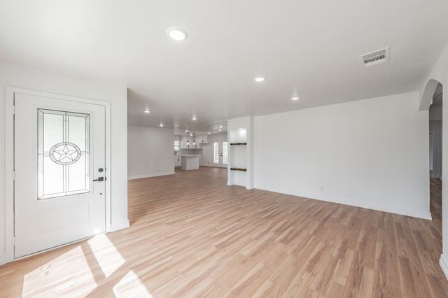 503 Woodacre Drive, Dallas, TX 75241