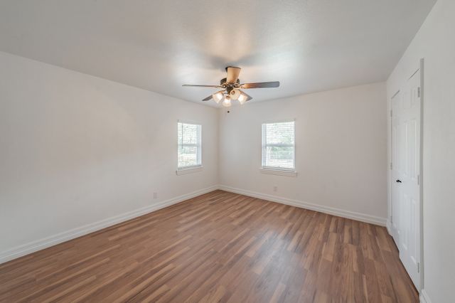 503 Woodacre Drive, Dallas, TX 75241