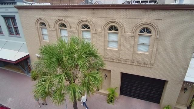 2102 Post Office Street 1, Galveston, TX 77550