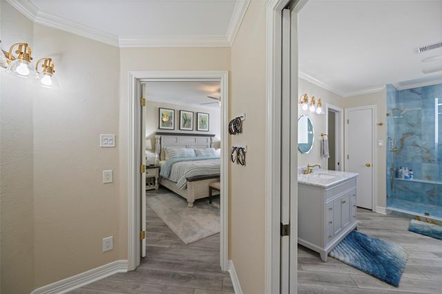 2102 Post Office Street 1, Galveston, TX 77550