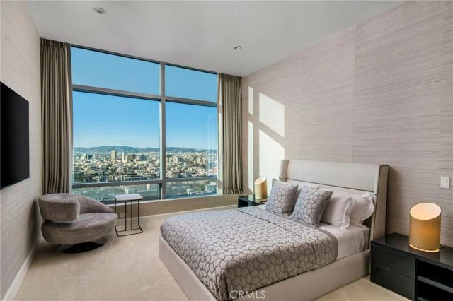 900 W Olympic Boulevard 38D, Los Angeles, CA 90015