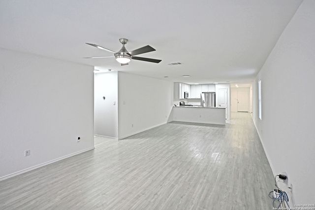 5925 San Geronimo, Seguin, TX 78155