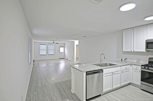 5925 San Geronimo, Seguin, TX 78155