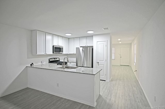 5925 San Geronimo, Seguin, TX 78155