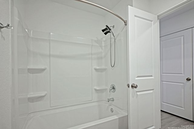 5925 San Geronimo, Seguin, TX 78155