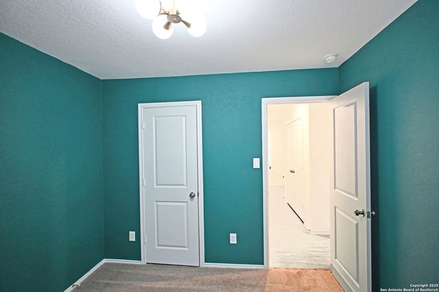 5925 San Geronimo, Seguin, TX 78155